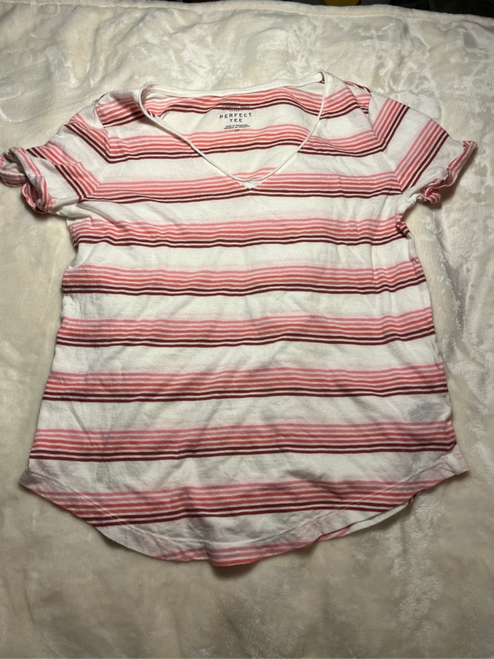 Aeropostale White Tee with Pink Stripes V-Neck Short Sleeve